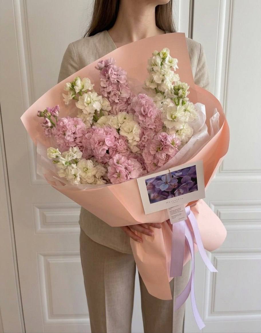 Моно-букет из маттиолы